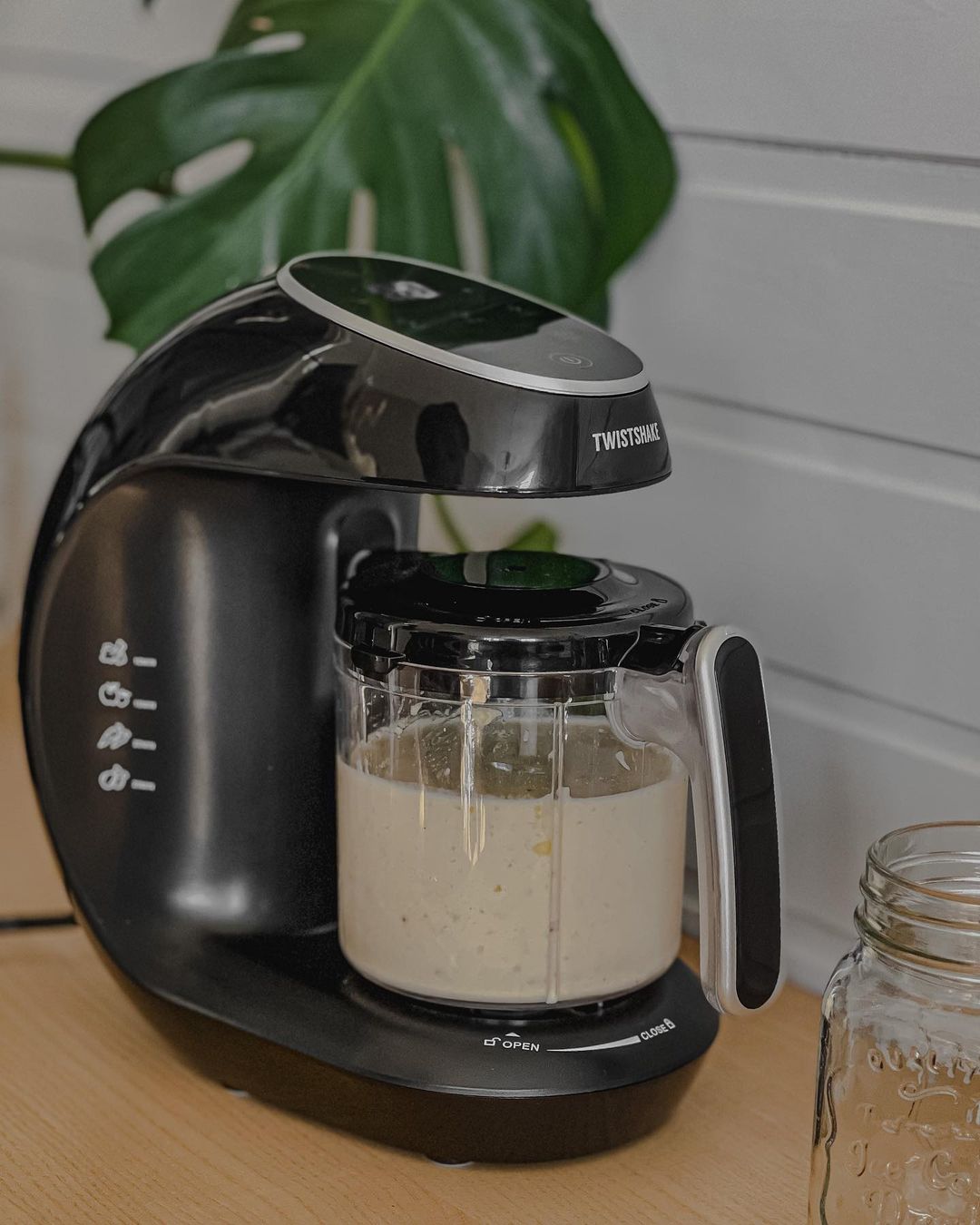 Barnmatsberedare Multifunktion 2.0 0 mån+ / Svart hover