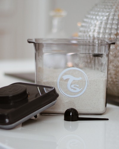 Récipient pour Lait en Poudre 1700 ml / 0 mois+ / Noir - hover