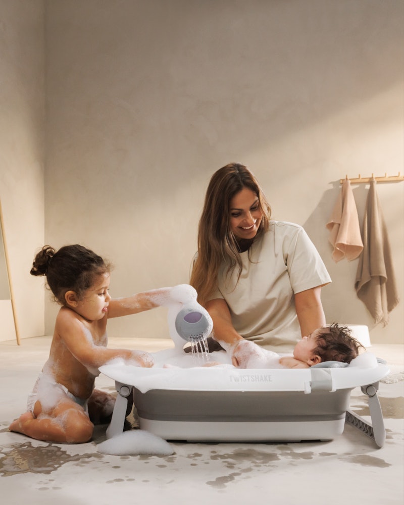 Traitement express Les commandes passées avant 12 heures pendant les jours ouvrés sont traitées le jour même. - 2