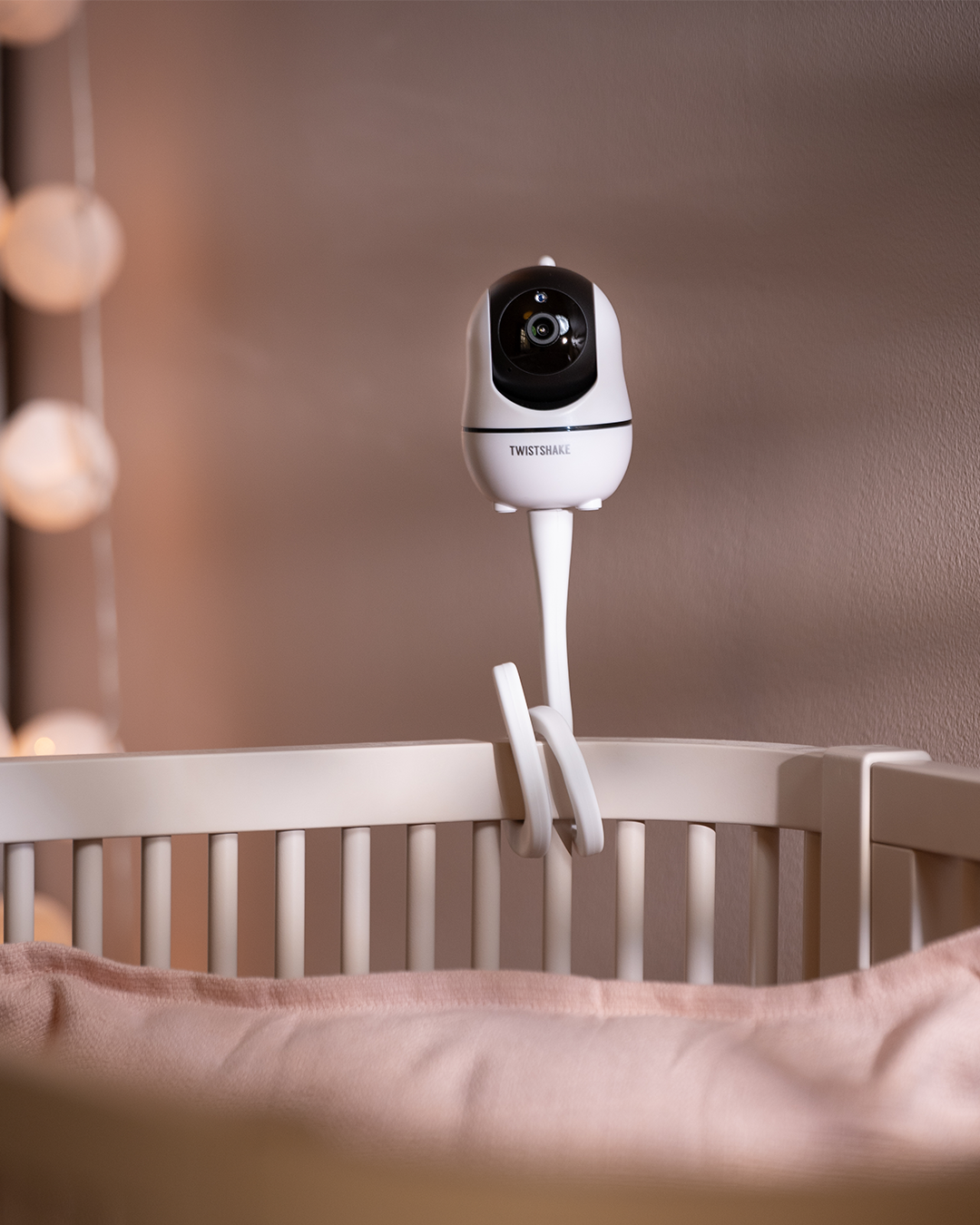 Universal Camera Mount 0 mth+ / White - hover