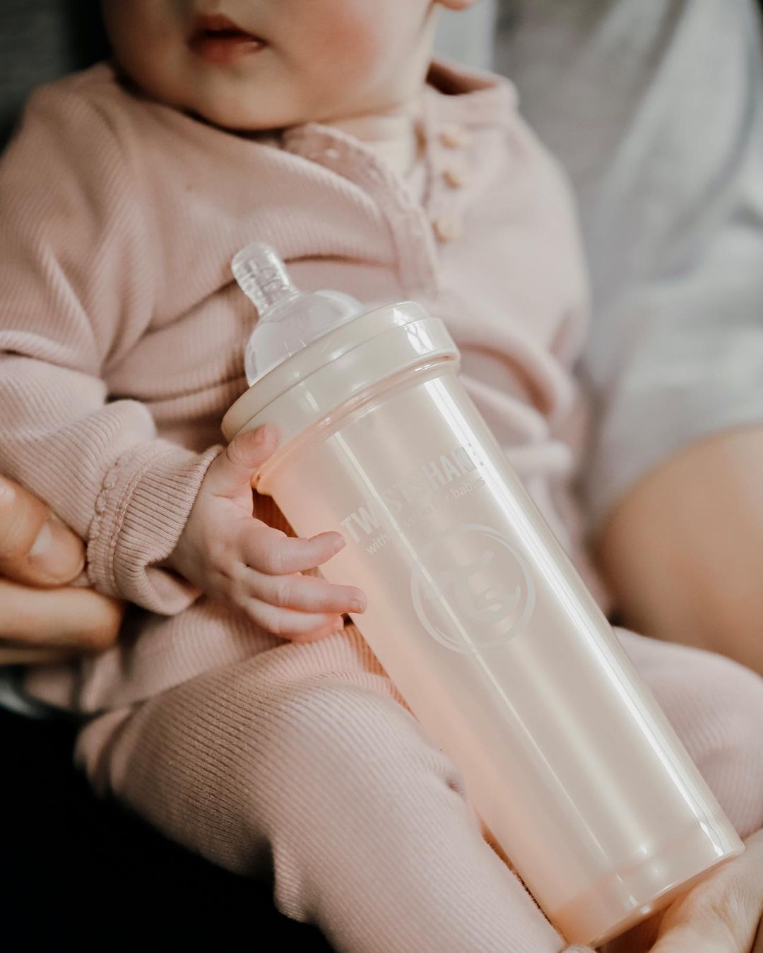 Tétines Anti-Colique Large 4+m 2-p 4 mois+ / Teat Large hover