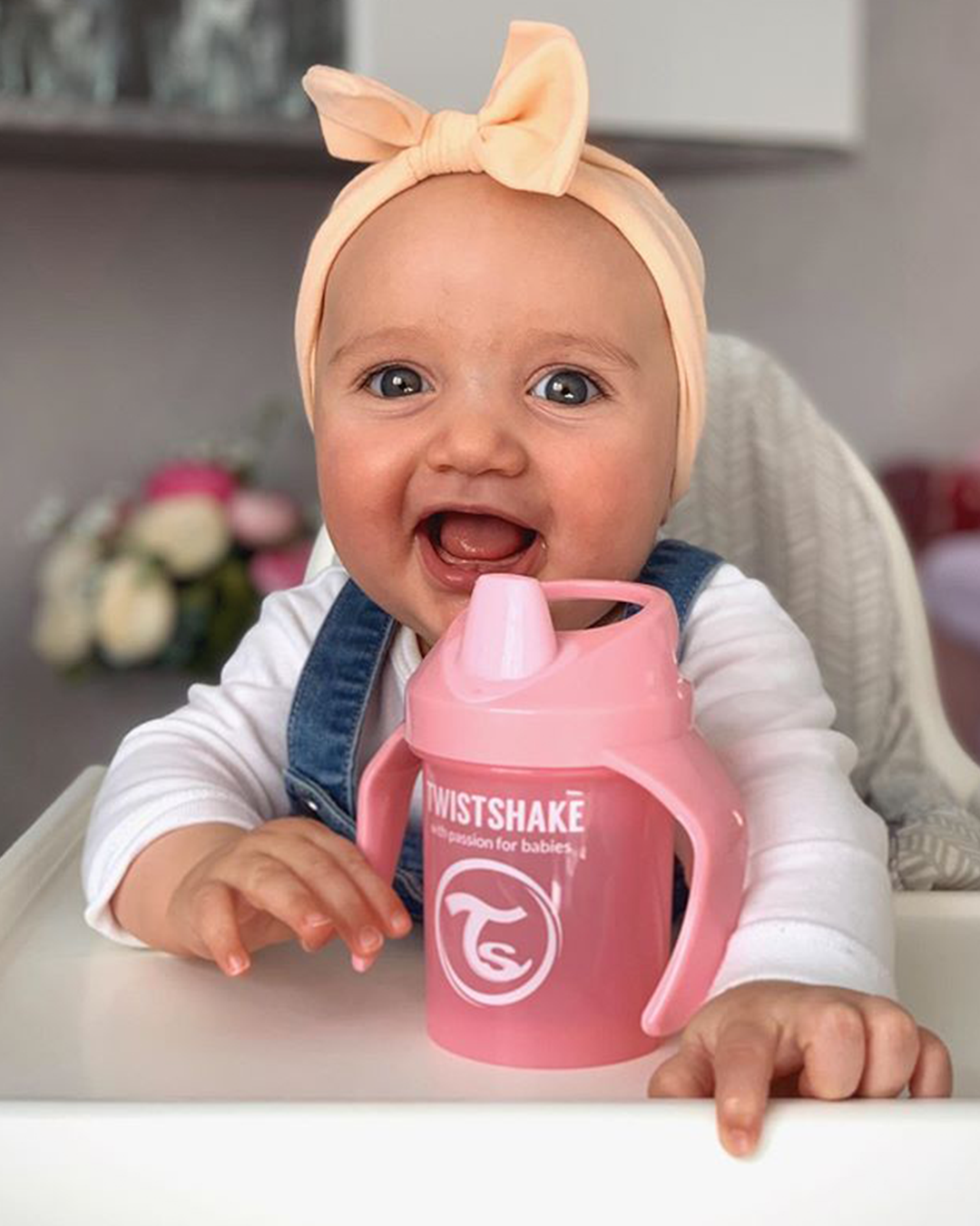 Mini Cup Sippy cup with handle 230 ml Twistshake