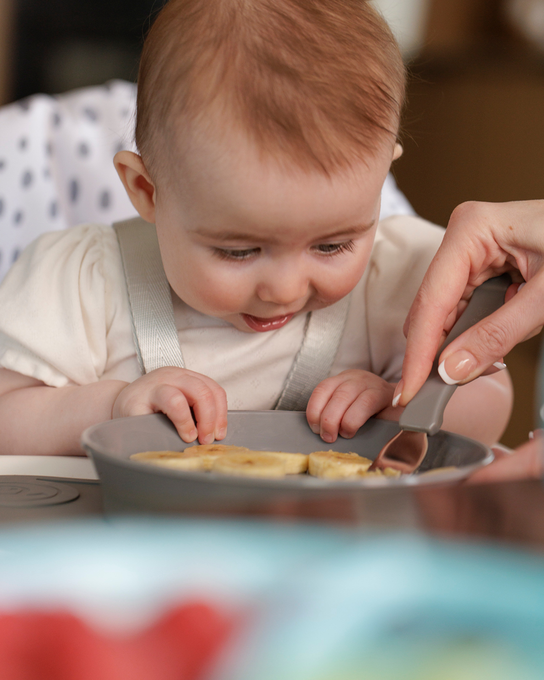 Plato infantil Stackable / 6 meses+ / Gris hover